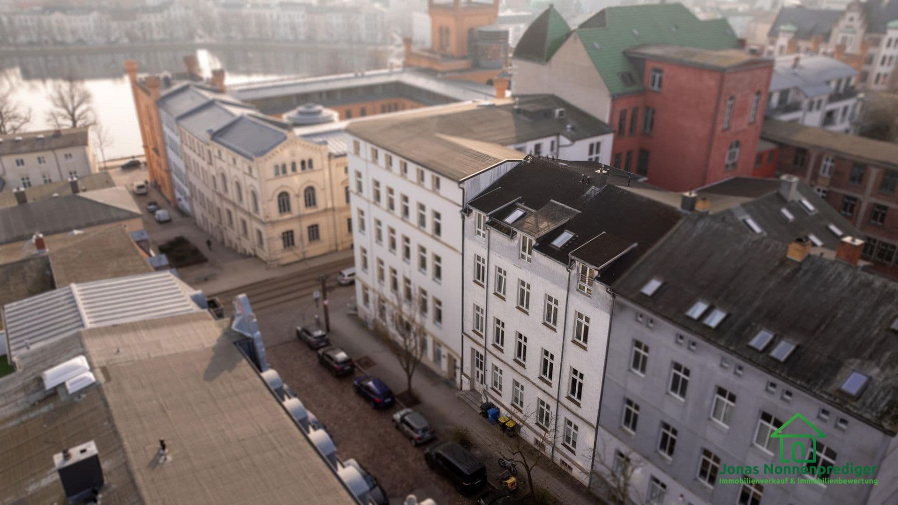 Prodej domu 714 m², pozemek 249 m², Moritz-Wiggers-Straße 4, Schwerin, Mecklenburg-Vorpommern Prodej domu 714 m², pozemek 249 m², Moritz-Wiggers-Straße 4, Schwerin, Mecklenburg-Vorpommern