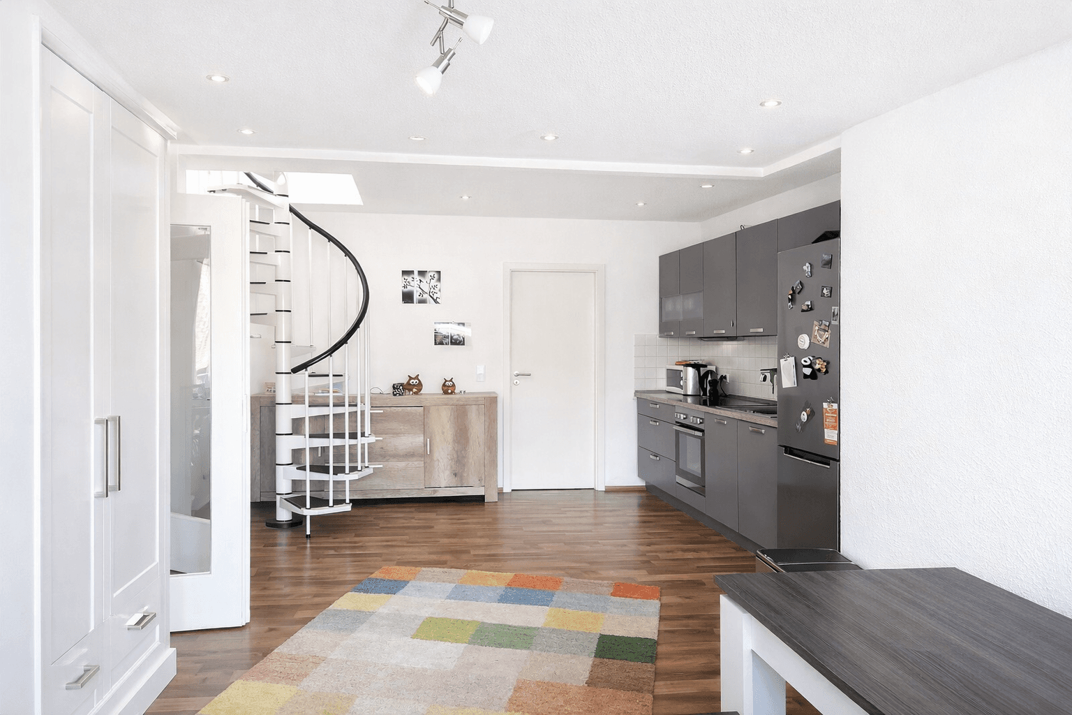 Pronájem bytu 3+1 90 m², Christophstraße 18-20, Essen, Severní Porýní-Vestfálsko Pronájem bytu 3+1 90 m², Christophstraße 18-20, Essen, Severní Porýní-Vestfálsko