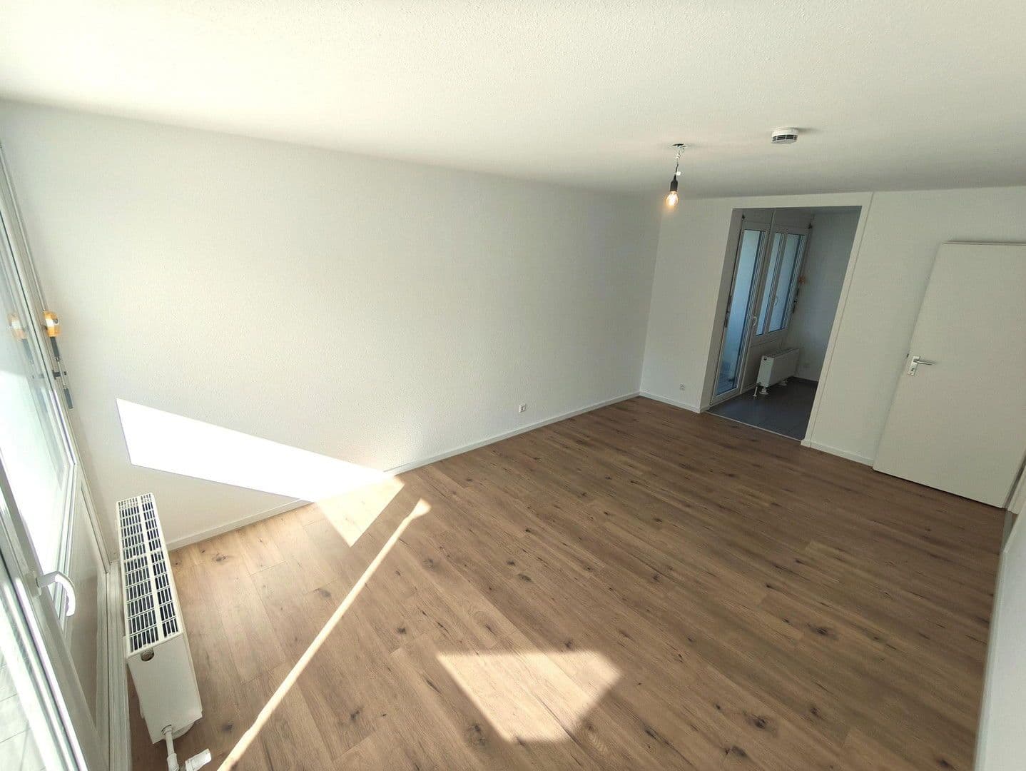 Prodej bytu 3+kk 77 m², Wilhelm-Leuschner-Str.14, Böblingen, Bádensko-Württembersko Prodej bytu 3+kk 77 m², Wilhelm-Leuschner-Str.14, Böblingen, Bádensko-Württembersko