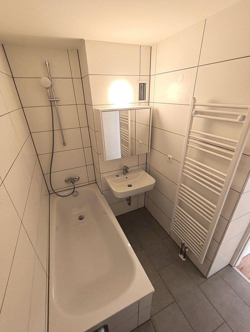 Prodej bytu 3+kk 77 m², Wilhelm-Leuschner-Str.14, Böblingen, Bádensko-Württembersko Prodej bytu 3+kk 77 m², Wilhelm-Leuschner-Str.14, Böblingen, Bádensko-Württembersko