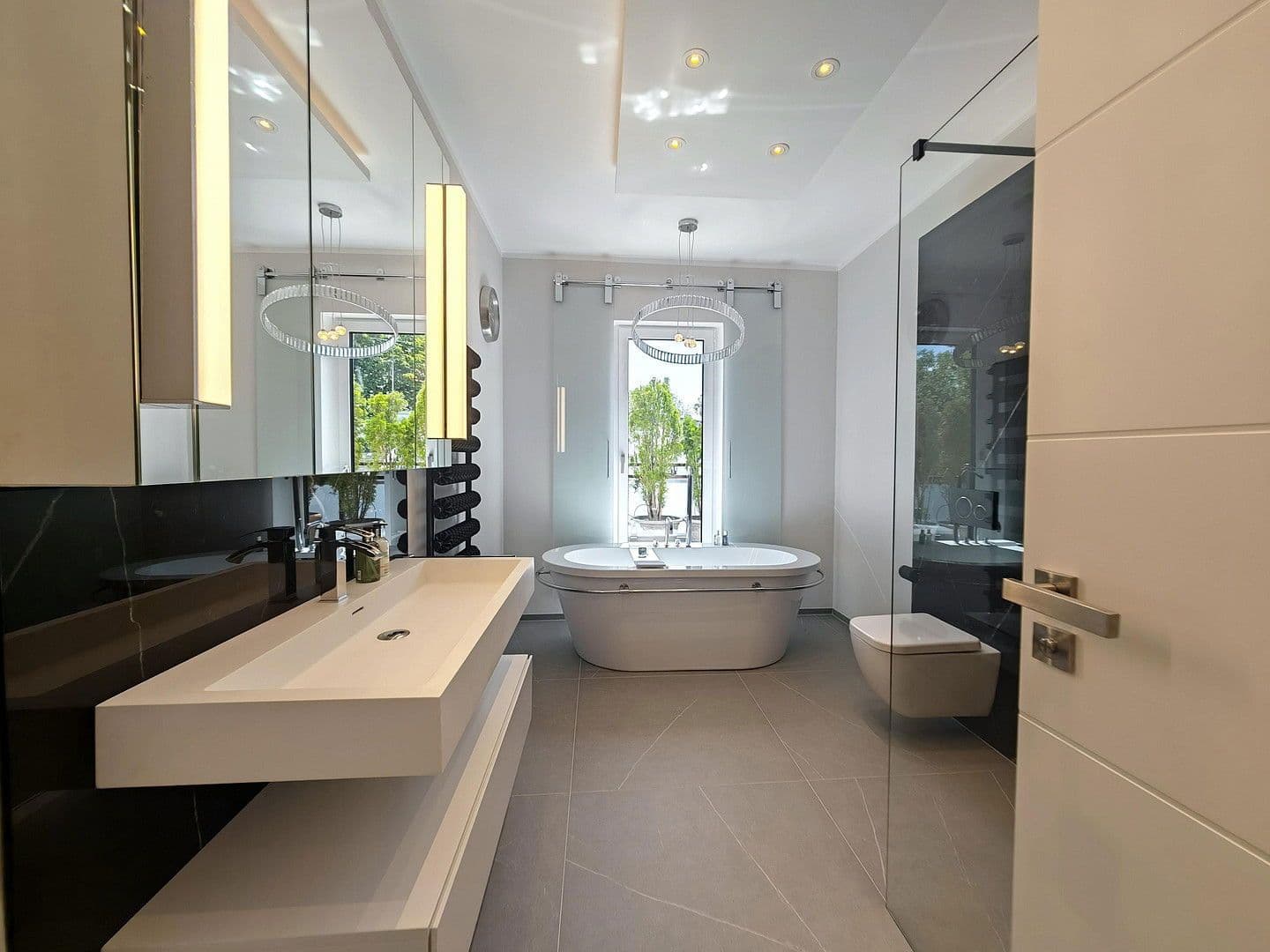 Prodej bytu 4+1 162 m², München, Bavorsko Prodej bytu 4+1 162 m², München, Bavorsko