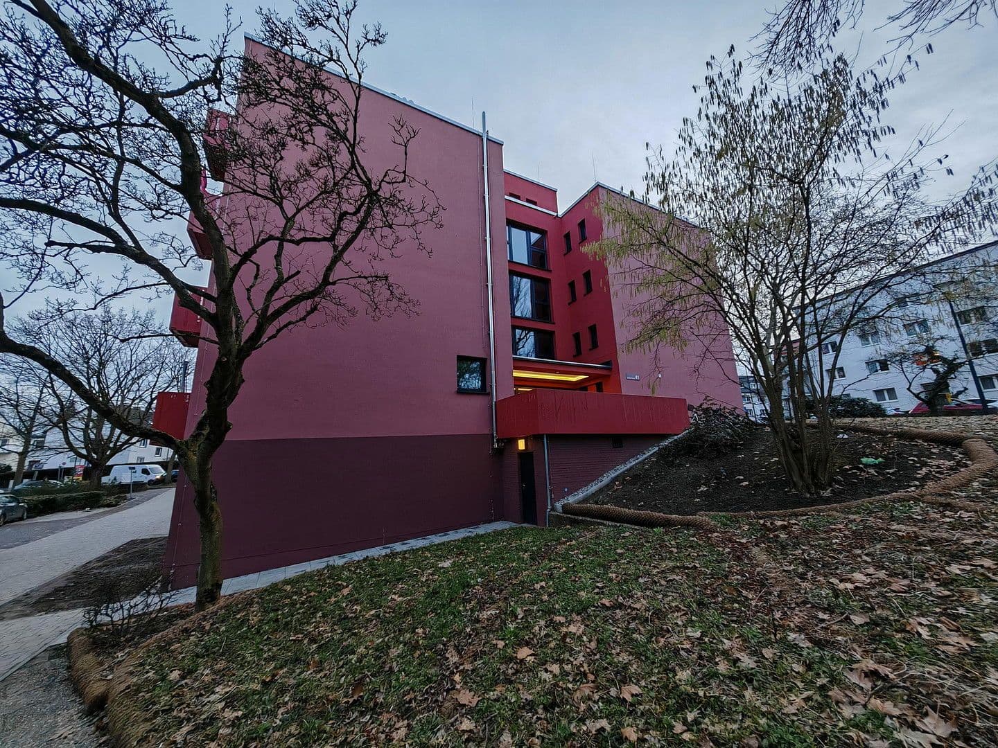 Pronájem bytu 1+1 27 m², Lettigkautweg 41, Frankfurt, Hessen Pronájem bytu 1+1 27 m², Lettigkautweg 41, Frankfurt, Hessen