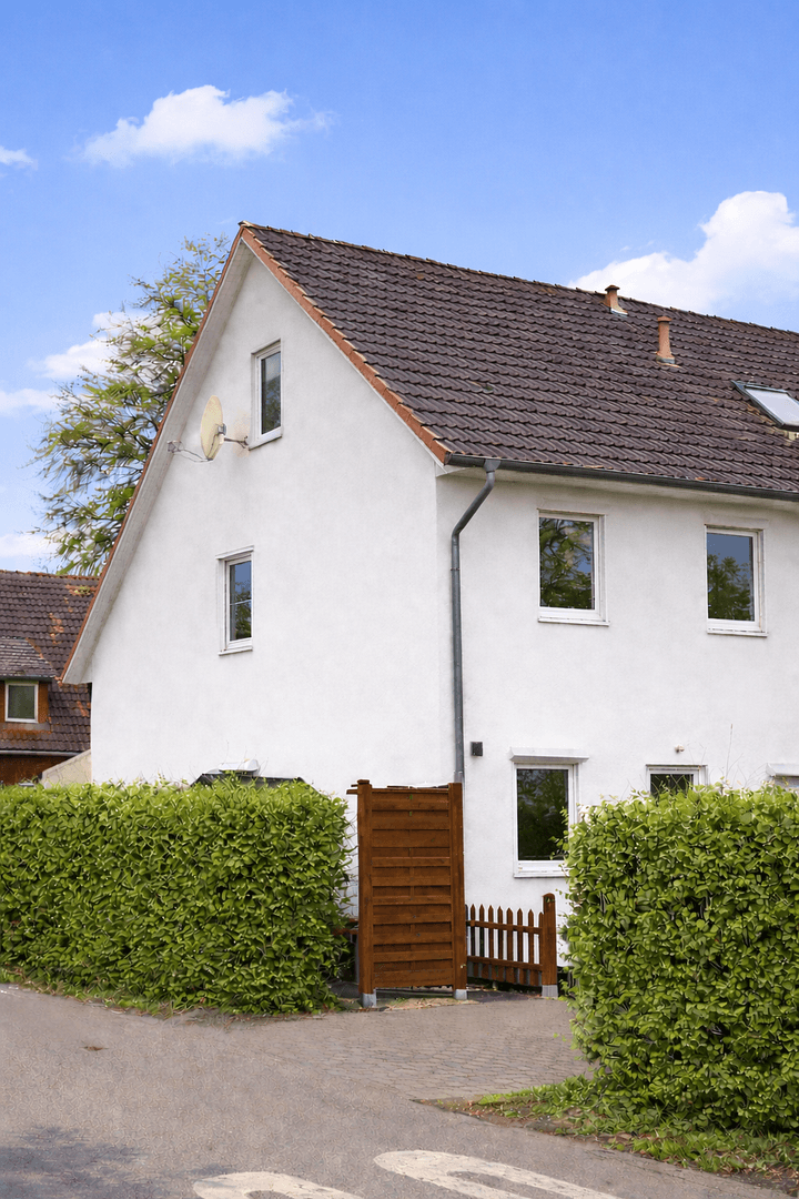 Prodej domu 127 m², pozemek 353 m², Achim, Dolní Sasko Prodej domu 127 m², pozemek 353 m², Achim, Dolní Sasko