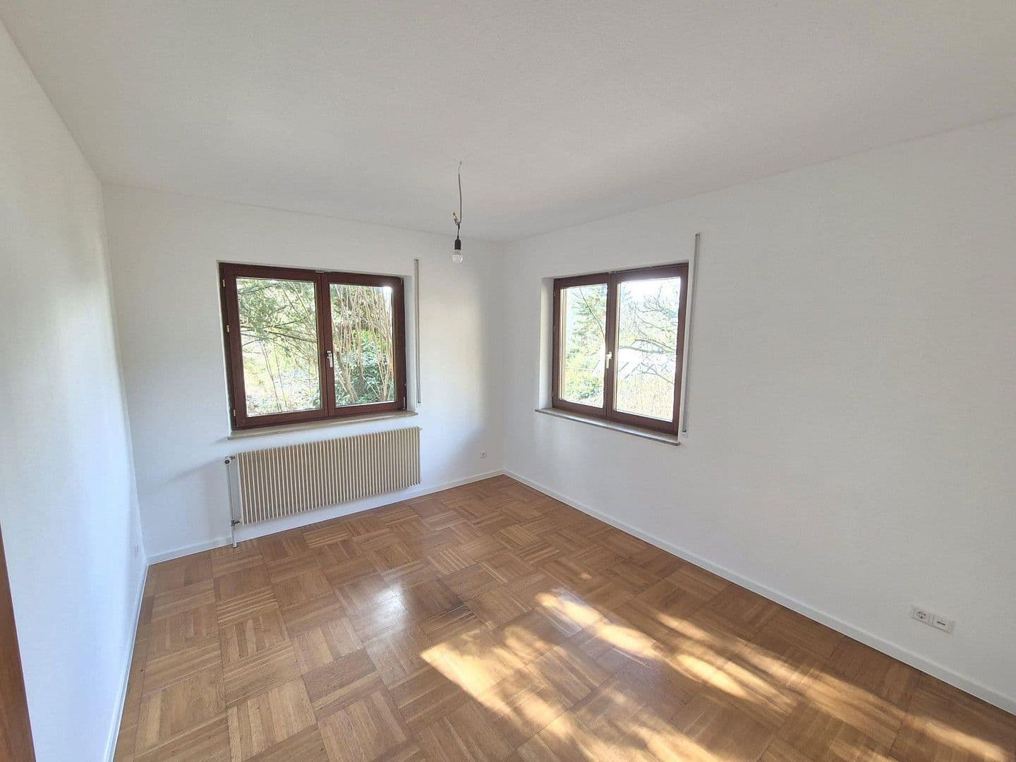 Pronájem bytu 3+1 78 m², Schwäbisch Gmünd, Bádensko-Württembersko Pronájem bytu 3+1 78 m², Schwäbisch Gmünd, Bádensko-Württembersko