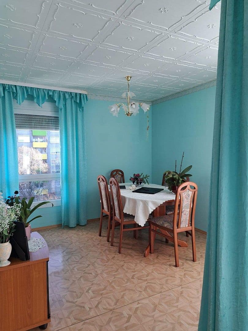 Prodej bytu 3+kk 81 m², Schwäbisch Gmünd, Bádensko-Württembersko Prodej bytu 3+kk 81 m², Schwäbisch Gmünd, Bádensko-Württembersko