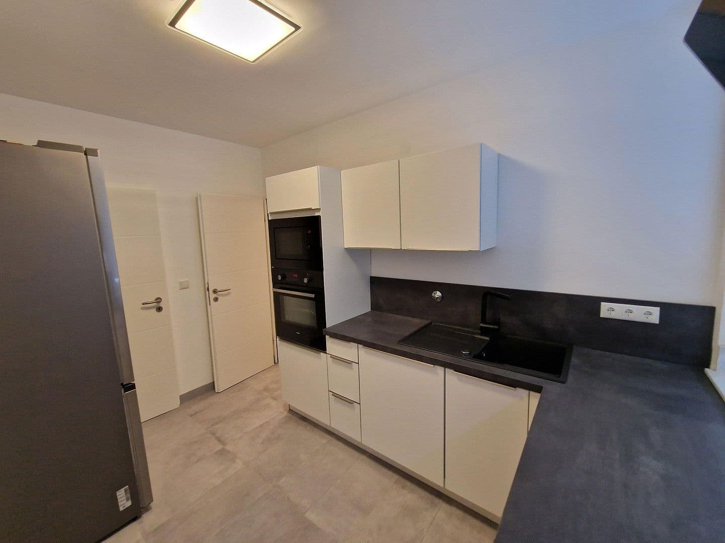 Pronájem bytu 2+1 63 m², Köln, Severní Porýní-Vestfálsko Pronájem bytu 2+1 63 m², Köln, Severní Porýní-Vestfálsko