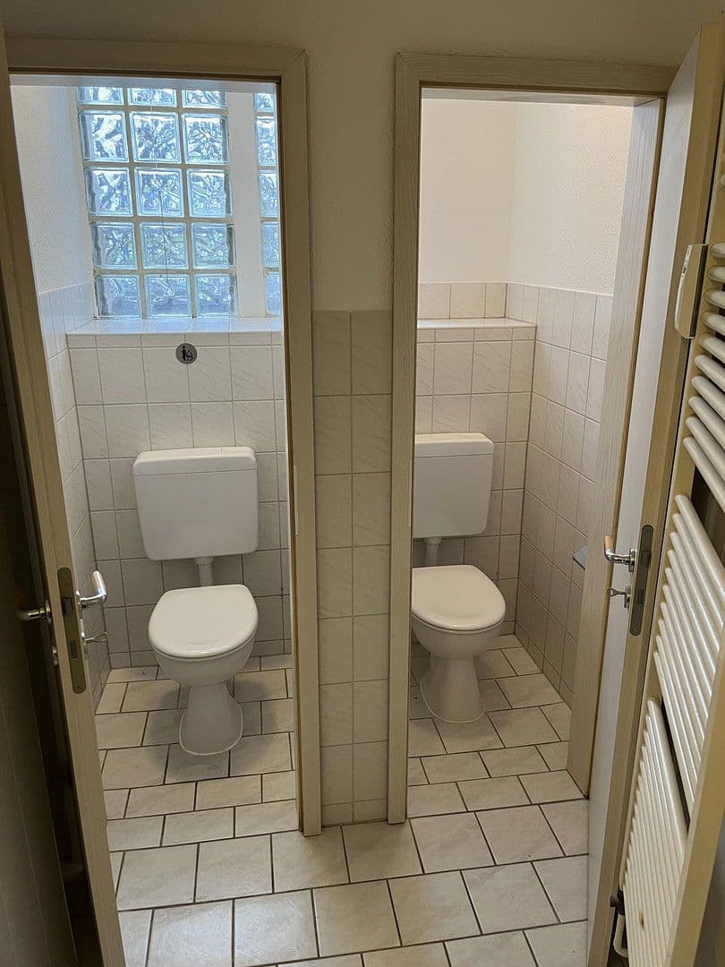 Pronájem kanceláře 63 m², Fackenburger Allee 44, Lübeck, Šlesvicko-Holštýnsko Pronájem kanceláře 63 m², Fackenburger Allee 44, Lübeck, Šlesvicko-Holštýnsko