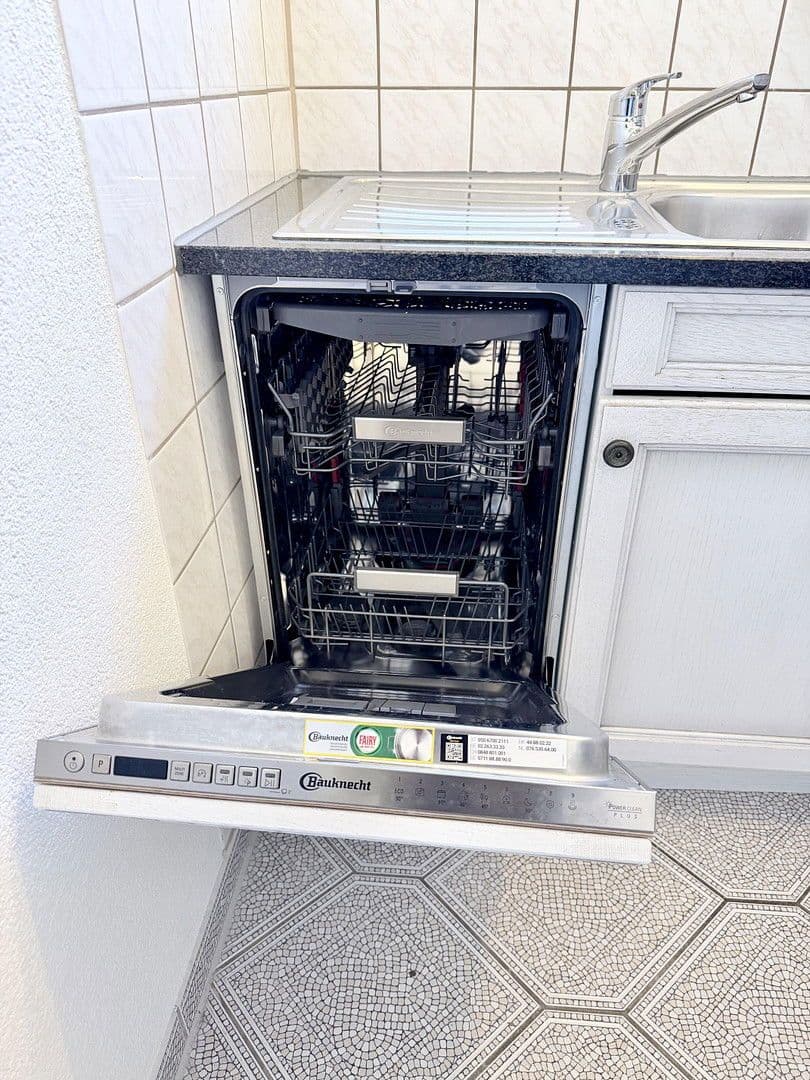 Prodej bytu 2+1 60 m², Luitpoldstraße 37, Neu-Ulm, Bavorsko Prodej bytu 2+1 60 m², Luitpoldstraße 37, Neu-Ulm, Bavorsko