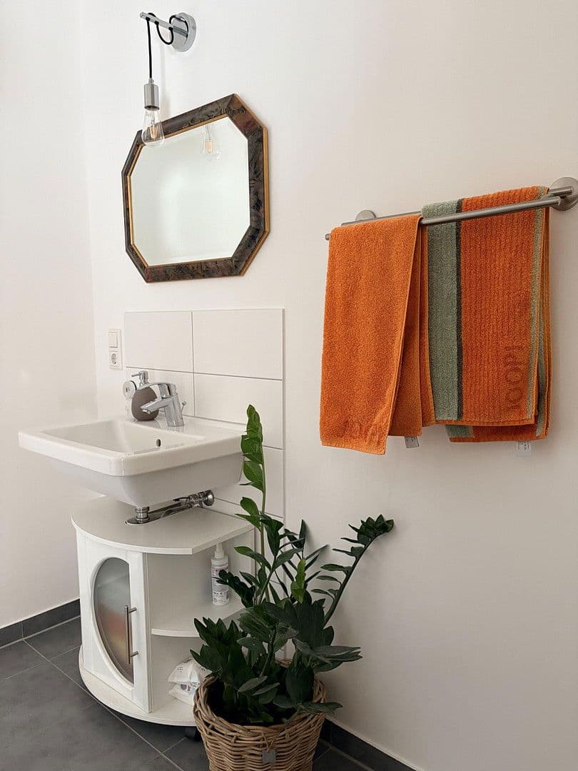 Prodej domu 162 m², pozemek 3.600 m², Grebenhain, Hessen Prodej domu 162 m², pozemek 3.600 m², Grebenhain, Hessen