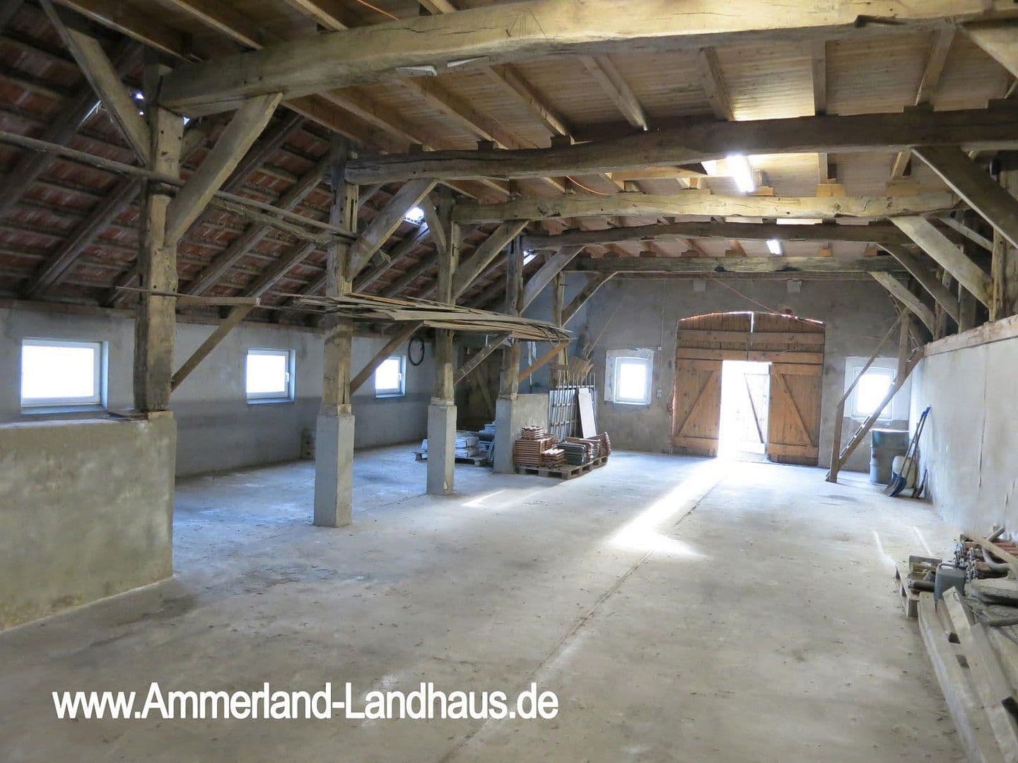 Prodej domu 310 m², pozemek 8.127 m², Westerstede, Dolní Sasko Prodej domu 310 m², pozemek 8.127 m², Westerstede, Dolní Sasko