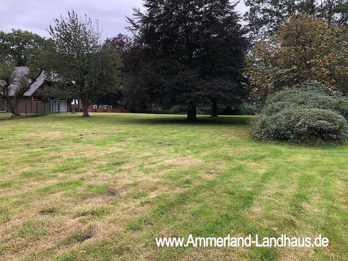 Prodej domu 310 m², pozemek 8.127 m², Westerstede, Dolní Sasko Prodej domu 310 m², pozemek 8.127 m², Westerstede, Dolní Sasko