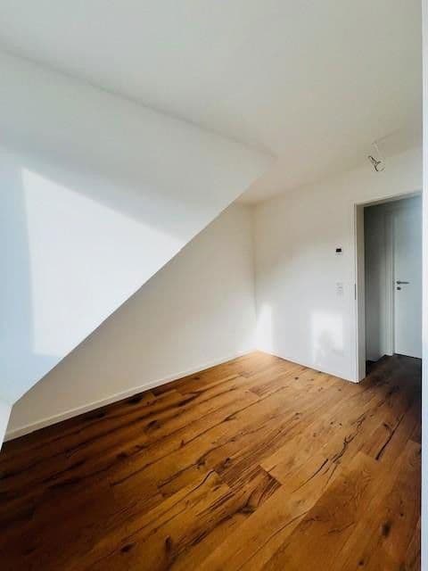 Prodej domu 110 m², pozemek 57 m², Neideckerstraße 4, Mainz, Porýní-Falc Prodej domu 110 m², pozemek 57 m², Neideckerstraße 4, Mainz, Porýní-Falc