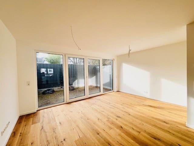 Prodej domu 110 m², pozemek 57 m², Neideckerstraße 4, Mainz, Porýní-Falc Prodej domu 110 m², pozemek 57 m², Neideckerstraße 4, Mainz, Porýní-Falc