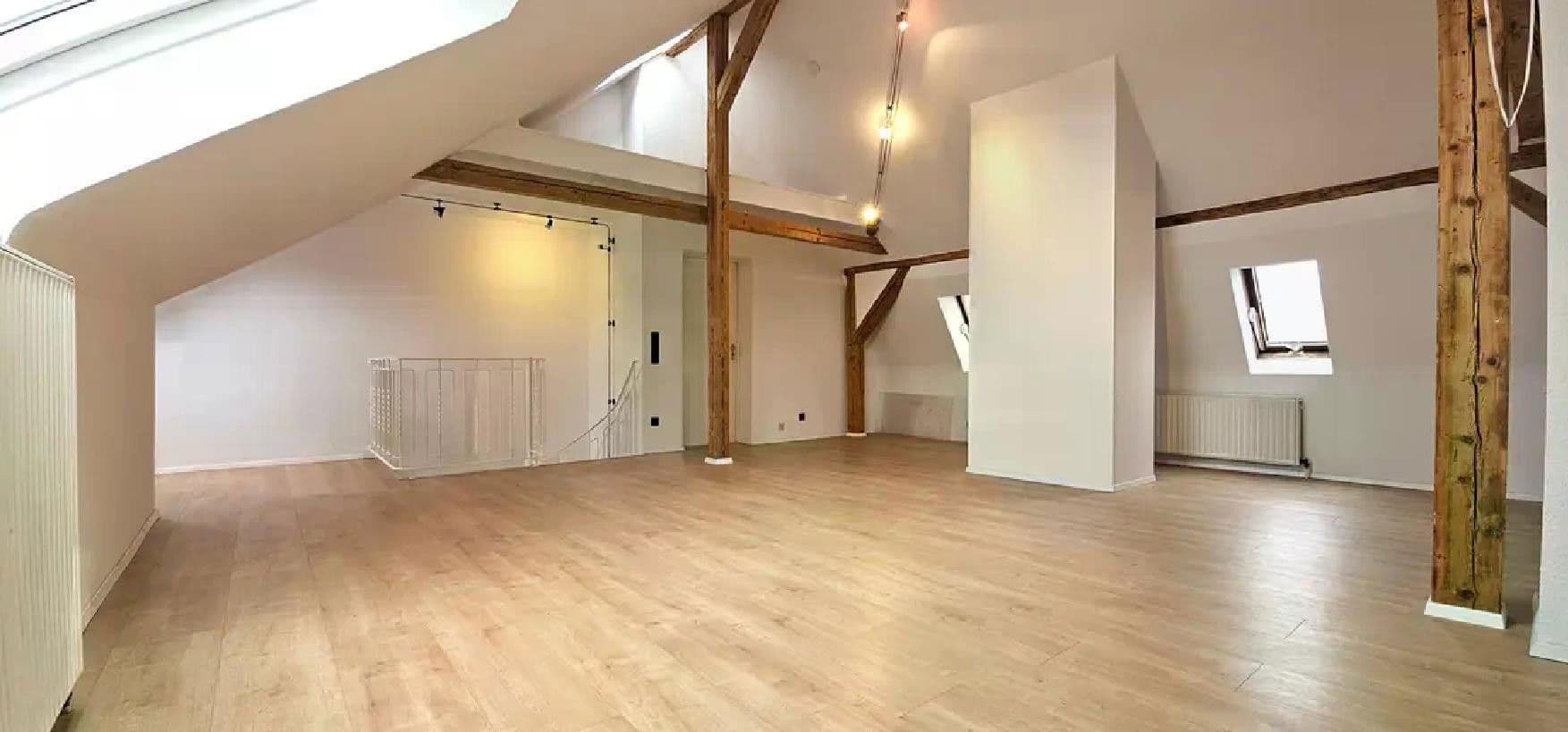 Prodej bytu 2+1 105 m², Brunhildstr. 16, Nürnberg (Mittelfr) - Südstadt, Bavorsko Prodej bytu 2+1 105 m², Brunhildstr. 16, Nürnberg (Mittelfr) - Südstadt, Bavorsko