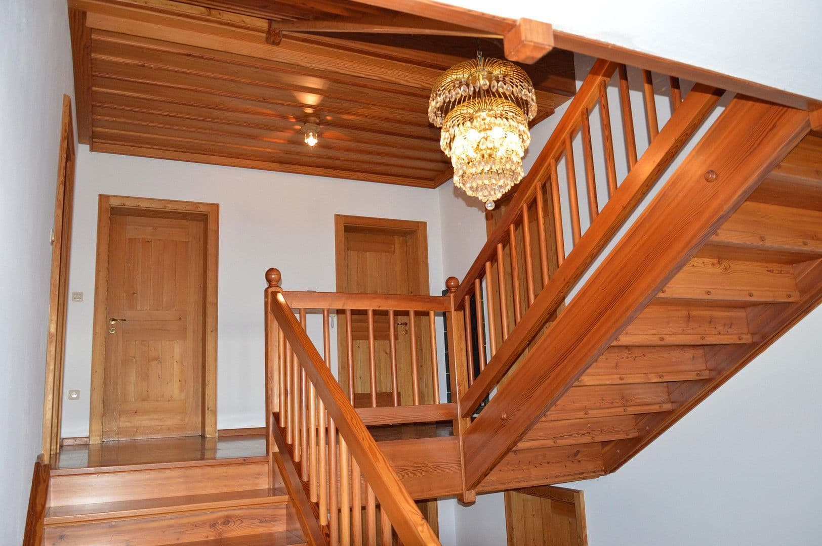 Prodej domu 217 m², pozemek 1.609 m², Gangkofen, Bavorsko Prodej domu 217 m², pozemek 1.609 m², Gangkofen, Bavorsko