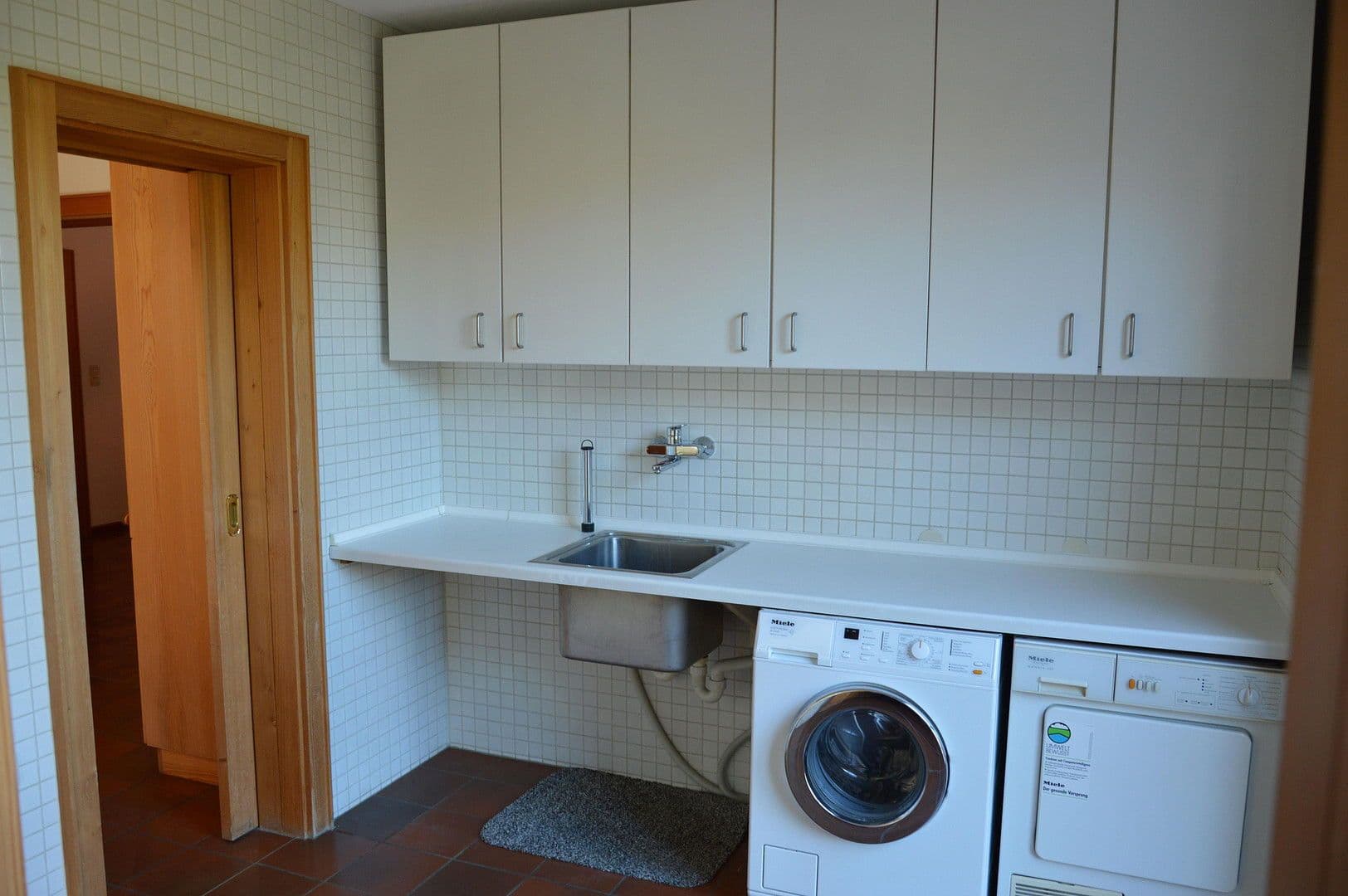 Prodej domu 217 m², pozemek 1.609 m², Gangkofen, Bavorsko Prodej domu 217 m², pozemek 1.609 m², Gangkofen, Bavorsko
