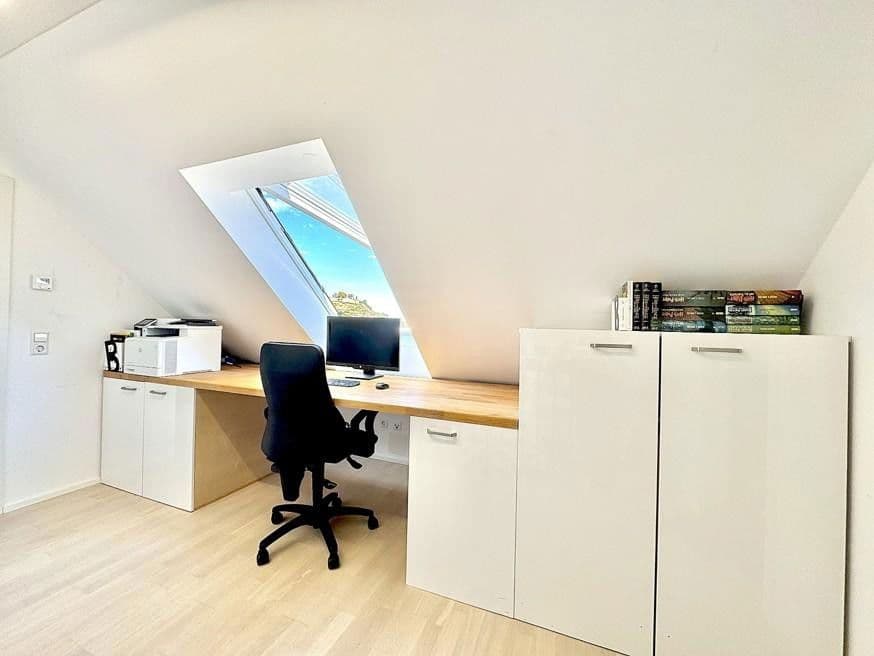 Prodej bytu 4+kk 108 m², Asperg, Bádensko-Württembersko Prodej bytu 4+kk 108 m², Asperg, Bádensko-Württembersko