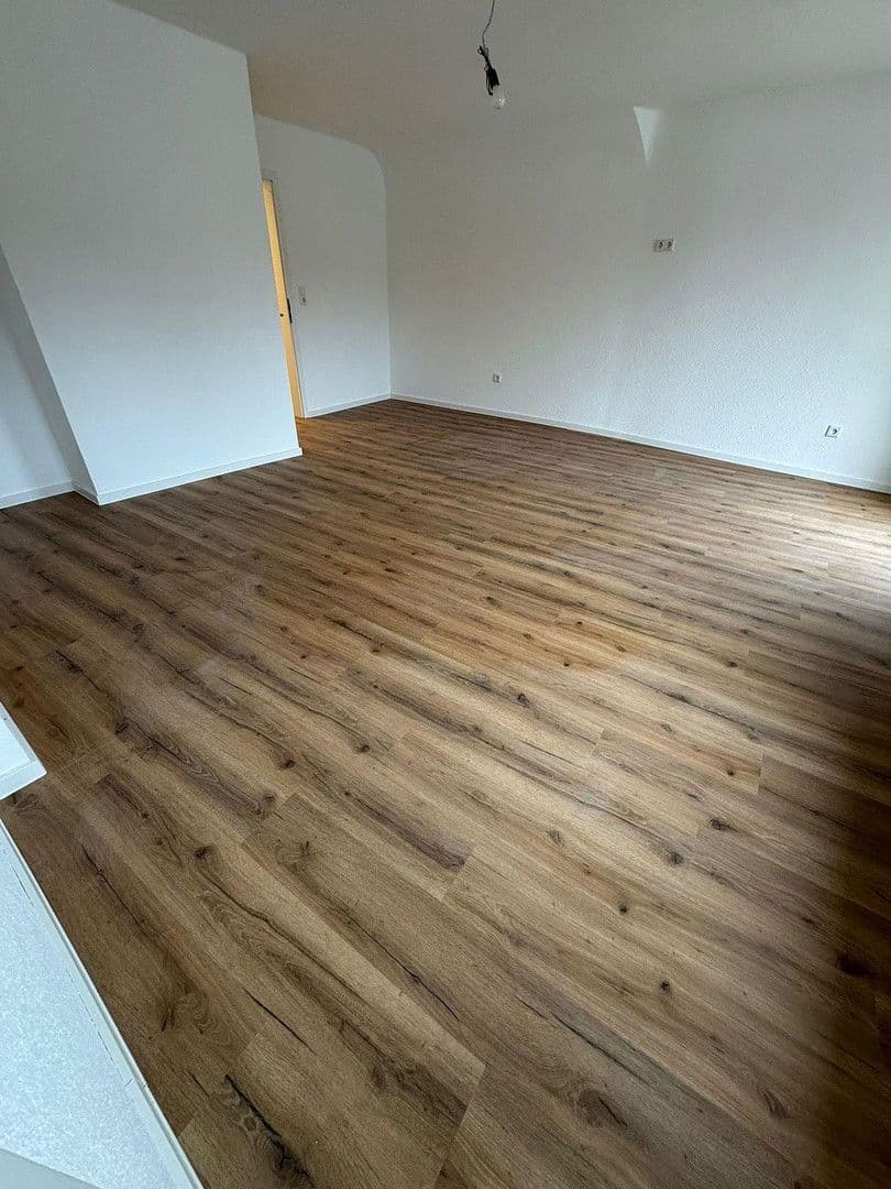 Pronájem bytu 4+1 115 m², Wörrstadt, Porýní-Falc Pronájem bytu 4+1 115 m², Wörrstadt, Porýní-Falc