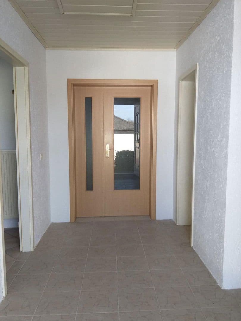 Prodej domu 96 m², pozemek 560 m², Naundorfer Str.25, Braunsbedra, Sasko-Anhaltsko Prodej domu 96 m², pozemek 560 m², Naundorfer Str.25, Braunsbedra, Sasko-Anhaltsko