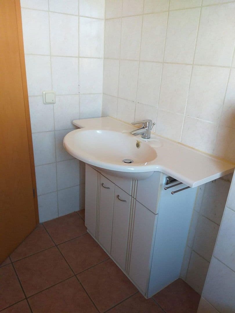 Prodej domu 96 m², pozemek 560 m², Naundorfer Str.25, Braunsbedra, Sasko-Anhaltsko Prodej domu 96 m², pozemek 560 m², Naundorfer Str.25, Braunsbedra, Sasko-Anhaltsko