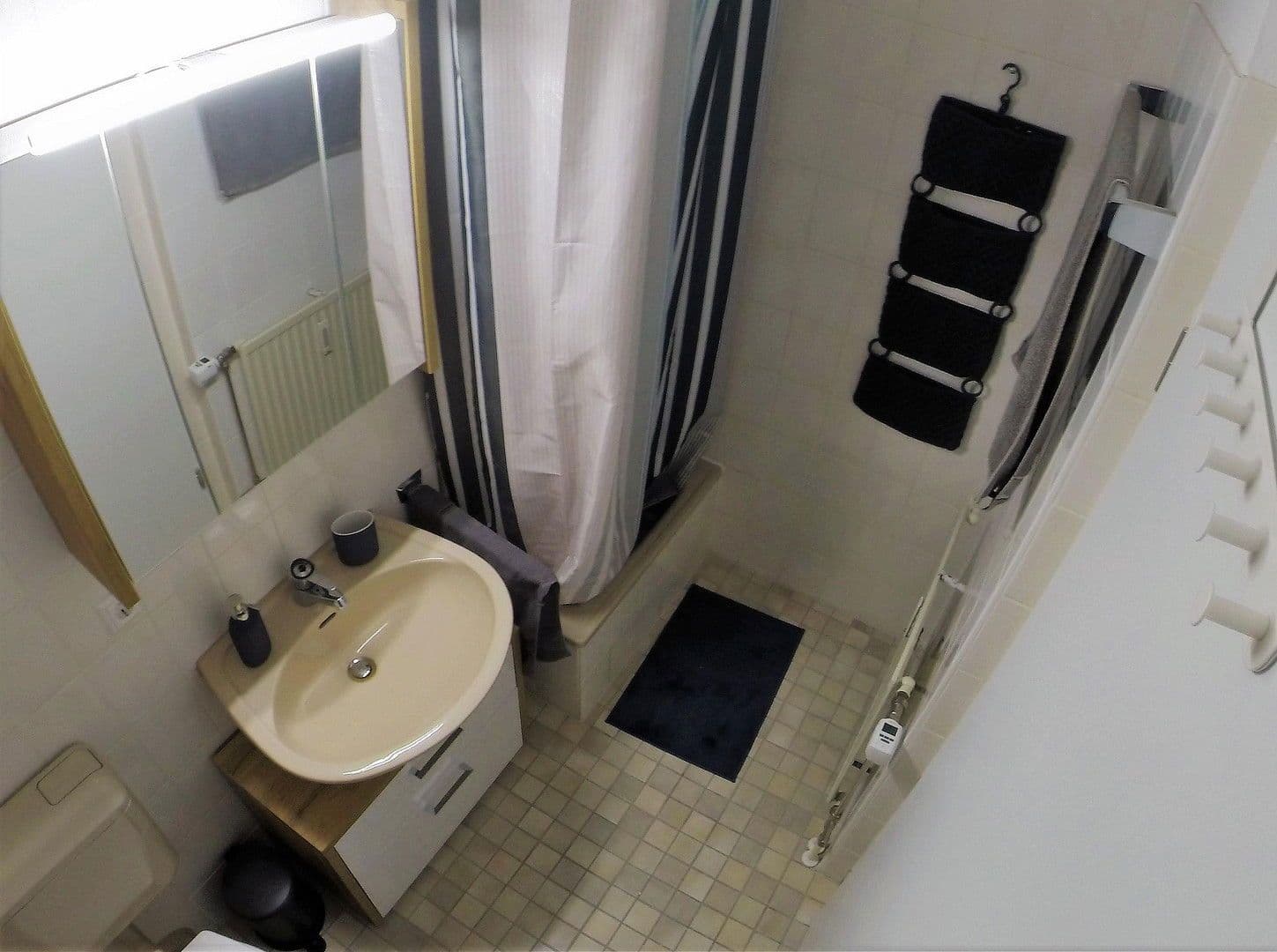 Pronájem bytu 1+1 29 m², Freytagstr. 9, Freiburg, Bádensko-Württembersko Pronájem bytu 1+1 29 m², Freytagstr. 9, Freiburg, Bádensko-Württembersko