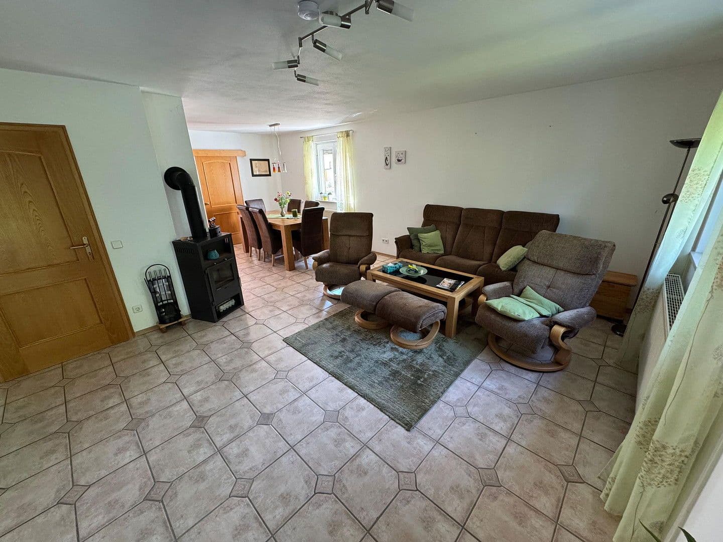 Prodej domu 198 m², pozemek 200 m², Oberstimm, Bavorsko Prodej domu 198 m², pozemek 200 m², Oberstimm, Bavorsko