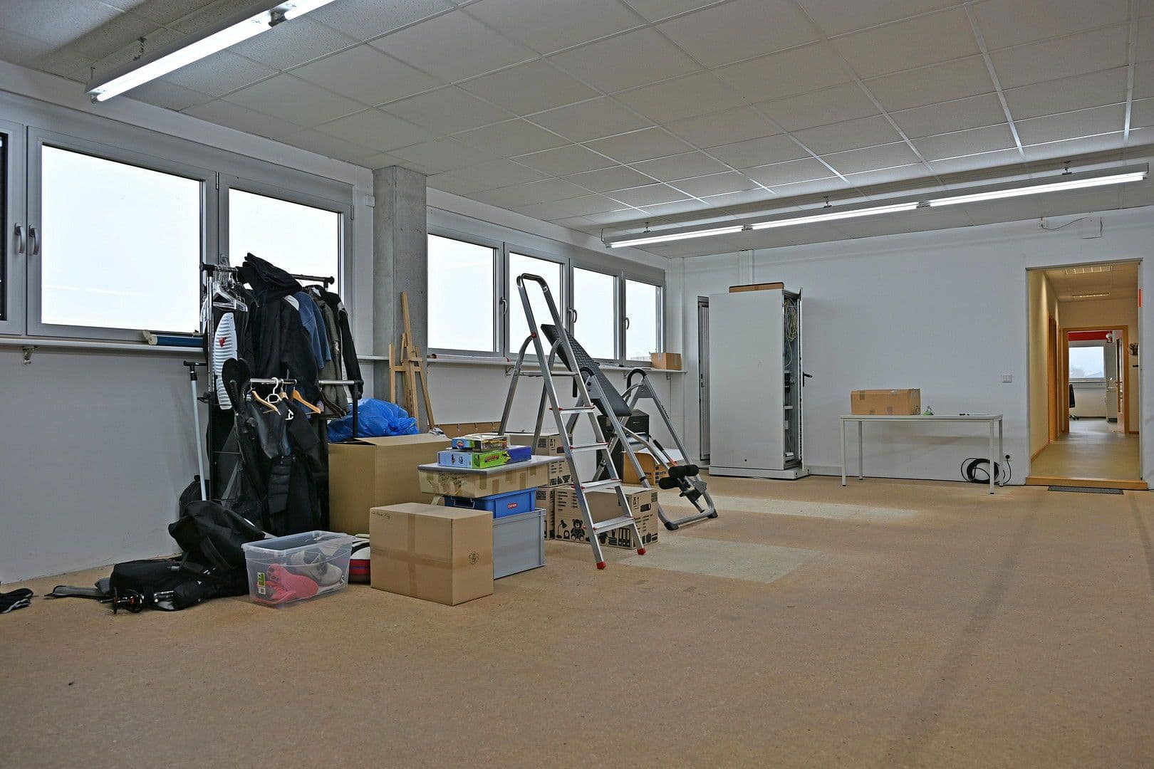 Prodej nebytového prostoru 5.000 m², Bad Säckingen, Bádensko-Württembersko Prodej nebytového prostoru 5.000 m², Bad Säckingen, Bádensko-Württembersko