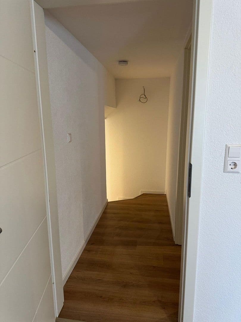 Pronájem bytu 2+1 68 m², Obere Hauptstrasse, Lustadt, Porýní-Falc Pronájem bytu 2+1 68 m², Obere Hauptstrasse, Lustadt, Porýní-Falc