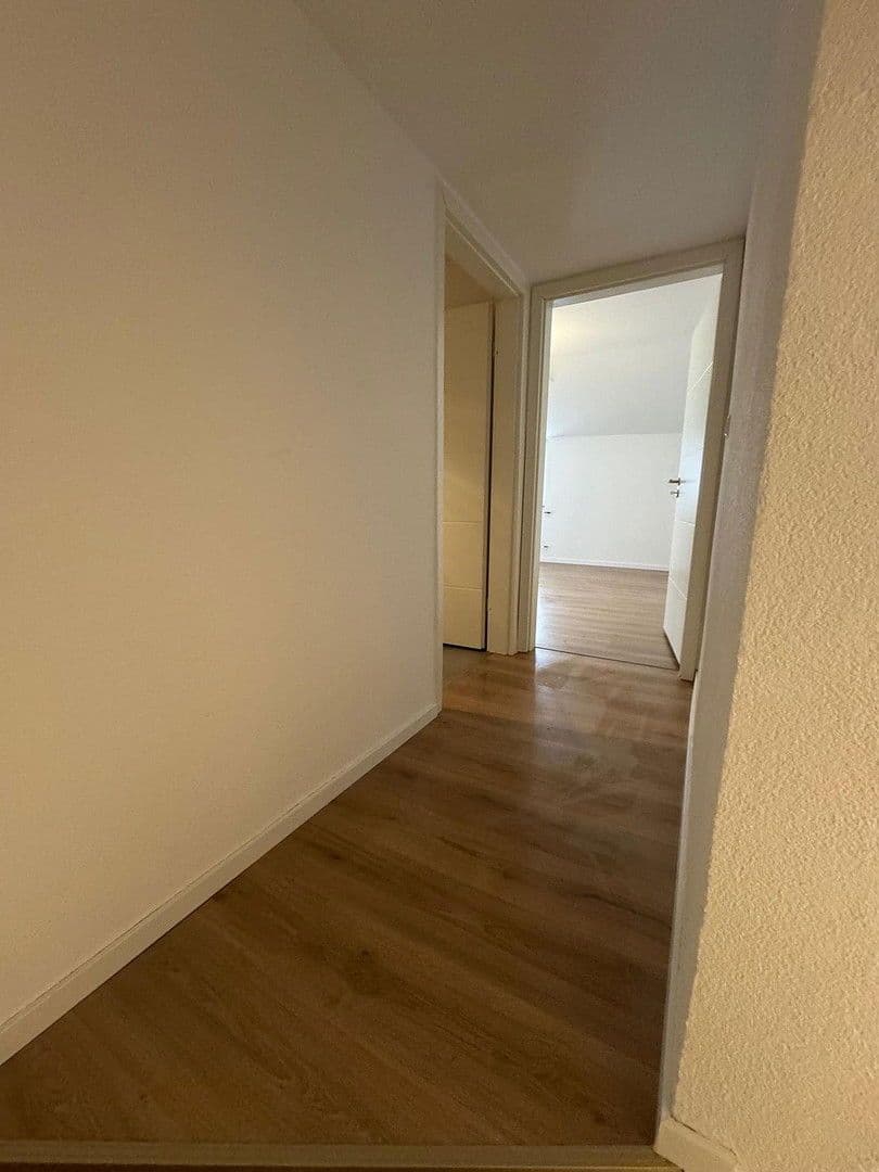 Pronájem bytu 2+1 68 m², Obere Hauptstrasse, Lustadt, Porýní-Falc Pronájem bytu 2+1 68 m², Obere Hauptstrasse, Lustadt, Porýní-Falc