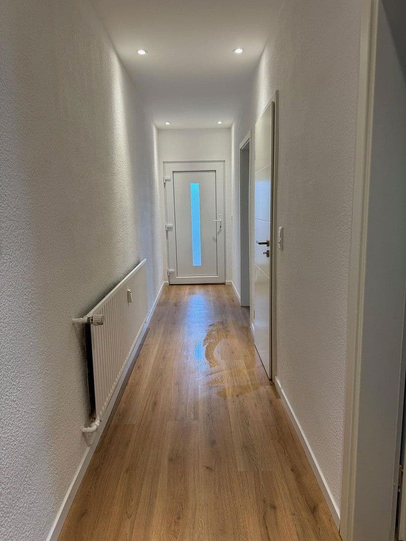 Pronájem bytu 2+1 68 m², Obere Hauptstrasse, Lustadt, Porýní-Falc Pronájem bytu 2+1 68 m², Obere Hauptstrasse, Lustadt, Porýní-Falc