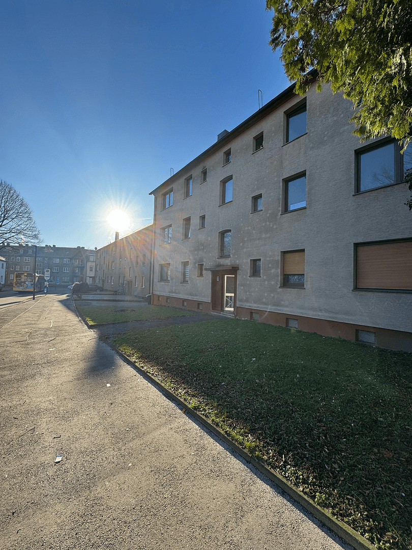 Pronájem bytu 1+1 43 m², Sutumerfeldstraße 36, Gelsenkirchen, Severní Porýní-Vestfálsko Pronájem bytu 1+1 43 m², Sutumerfeldstraße 36, Gelsenkirchen, Severní Porýní-Vestfálsko