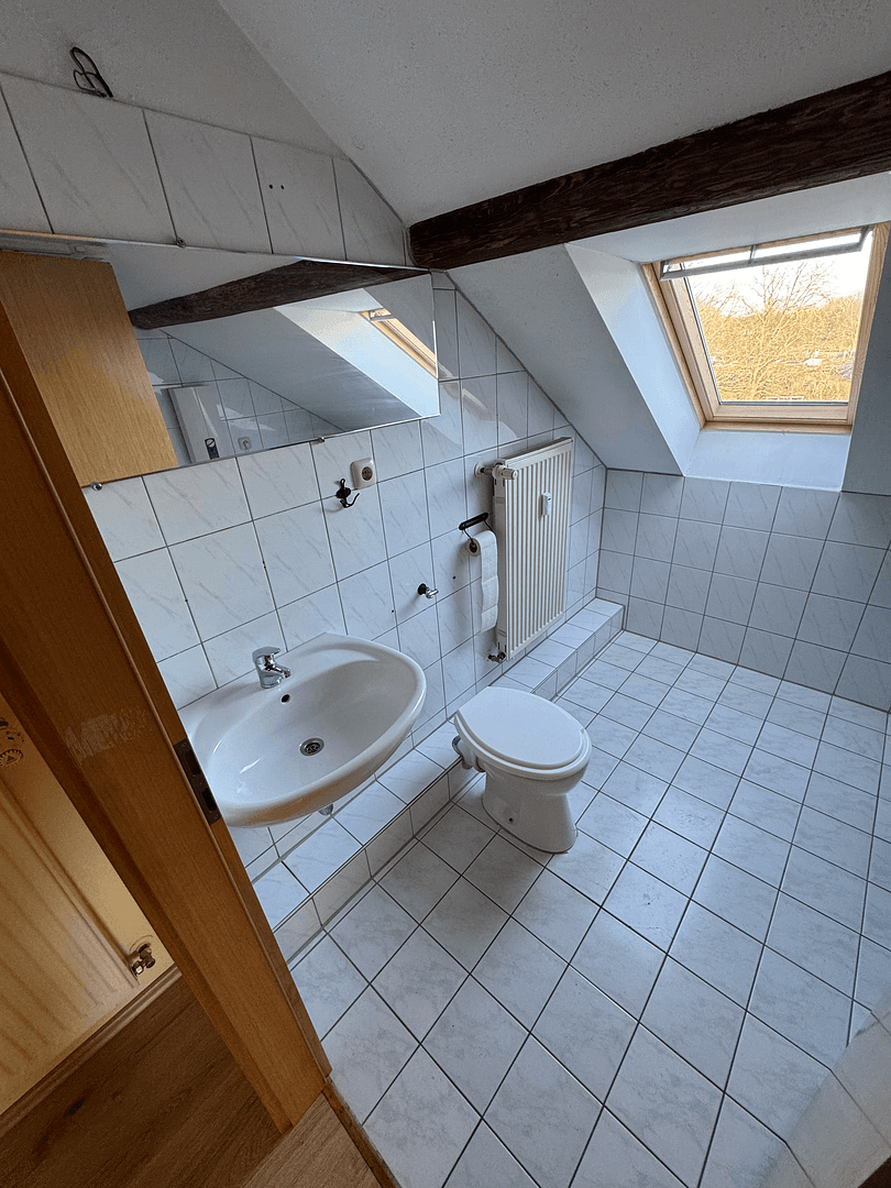 Pronájem bytu 1+1 43 m², Sutumerfeldstraße 36, Gelsenkirchen, Severní Porýní-Vestfálsko Pronájem bytu 1+1 43 m², Sutumerfeldstraße 36, Gelsenkirchen, Severní Porýní-Vestfálsko