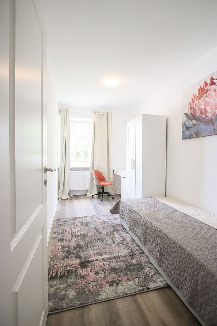 Pronájem bytu 4+1 86 m², Sorthmannweg 9, Hamburg, Hamburg Pronájem bytu 4+1 86 m², Sorthmannweg 9, Hamburg, Hamburg