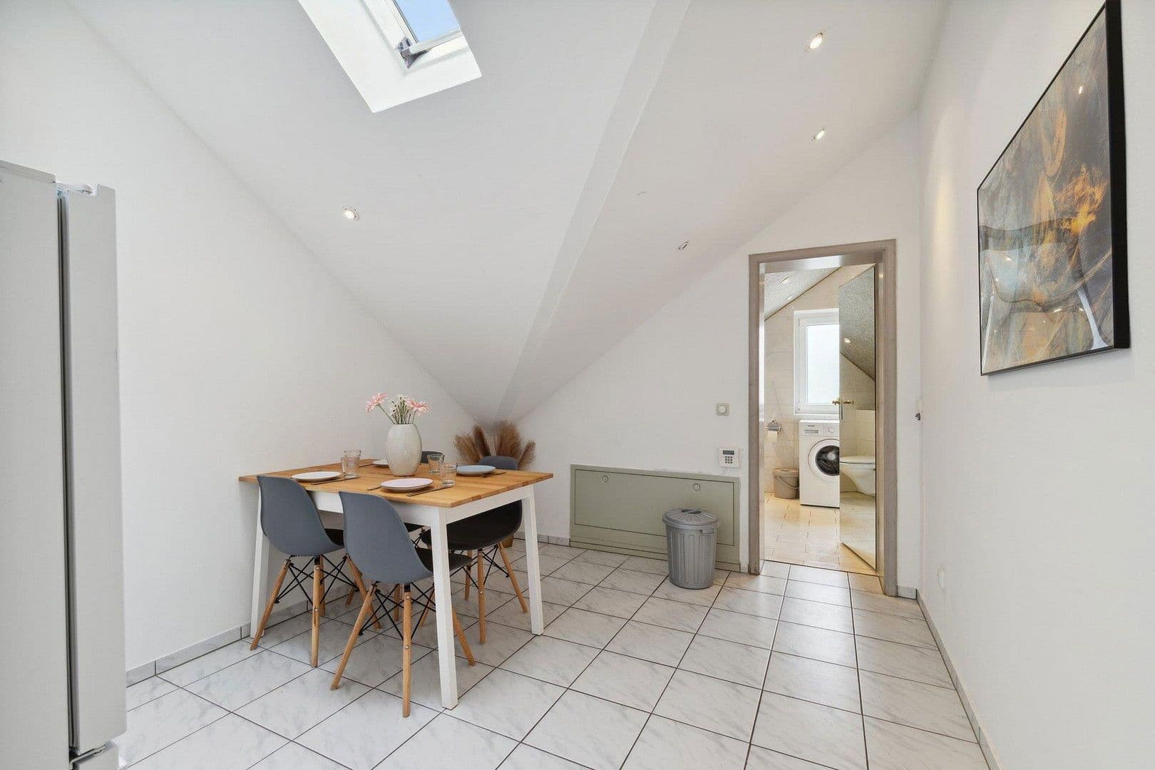 Pronájem bytu 1+1 16 m², Iltisstr. 9, München, Bavorsko Pronájem bytu 1+1 16 m², Iltisstr. 9, München, Bavorsko