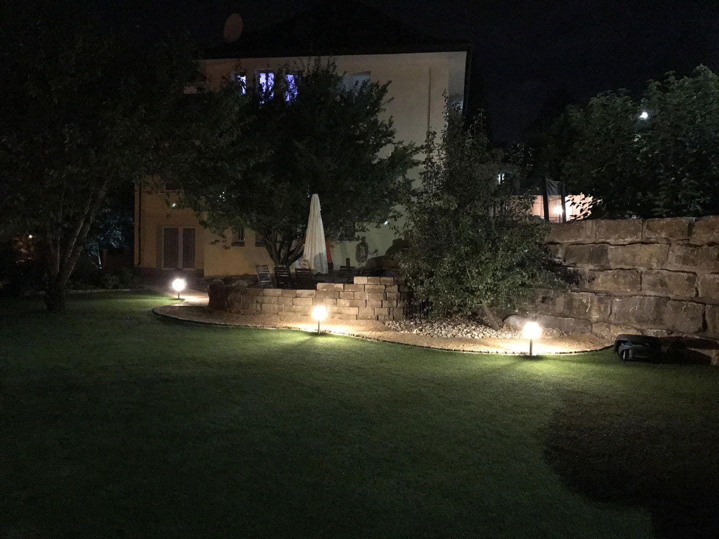 Prodej domu 240 m², pozemek 1.061 m², Wilferdingerstr. 5, Pforzheim, Bádensko-Württembersko Prodej domu 240 m², pozemek 1.061 m², Wilferdingerstr. 5, Pforzheim, Bádensko-Württembersko