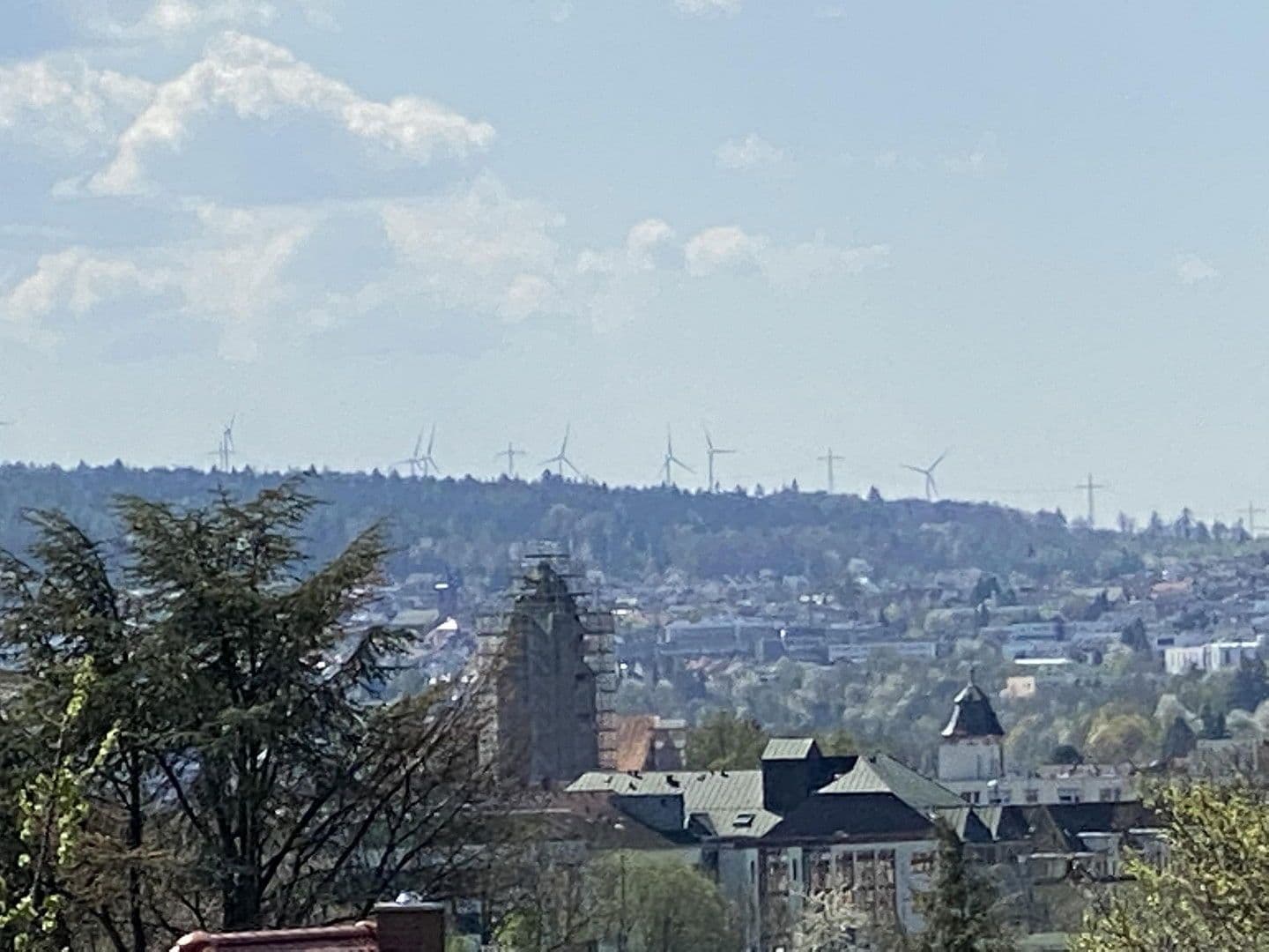 Prodej domu 240 m², pozemek 1.061 m², Wilferdingerstr. 5, Pforzheim, Bádensko-Württembersko Prodej domu 240 m², pozemek 1.061 m², Wilferdingerstr. 5, Pforzheim, Bádensko-Württembersko