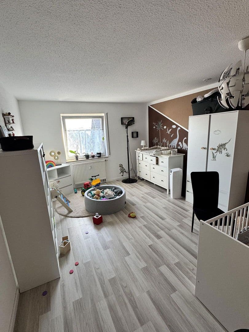 Pronájem bytu 3+1 90 m², Birkenweg 9, Gornau, Sasko Pronájem bytu 3+1 90 m², Birkenweg 9, Gornau, Sasko