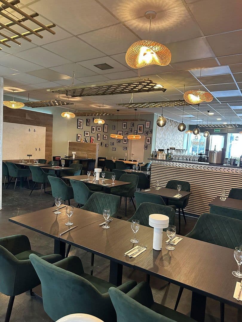 Pronájem nebytového prostoru 186 m², Lörrach, Bádensko-Württembersko Pronájem nebytového prostoru 186 m², Lörrach, Bádensko-Württembersko