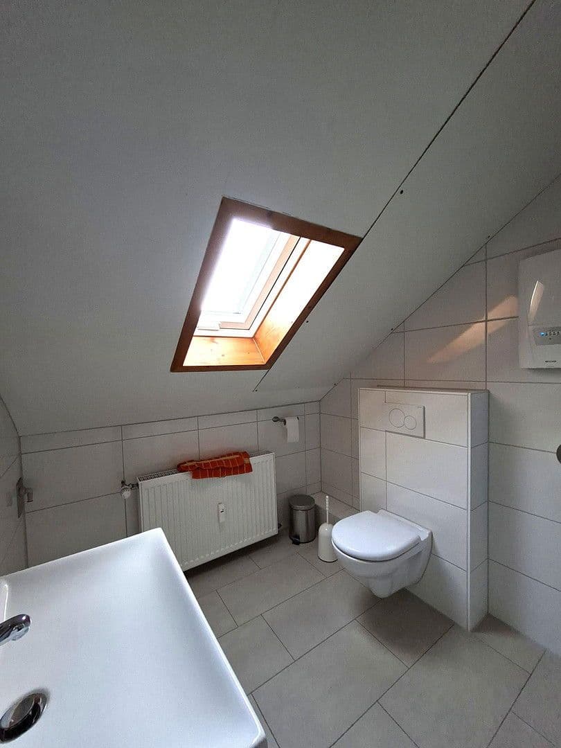 Pronájem bytu 1+1 42 m², Bischofsheim, Hessen Pronájem bytu 1+1 42 m², Bischofsheim, Hessen