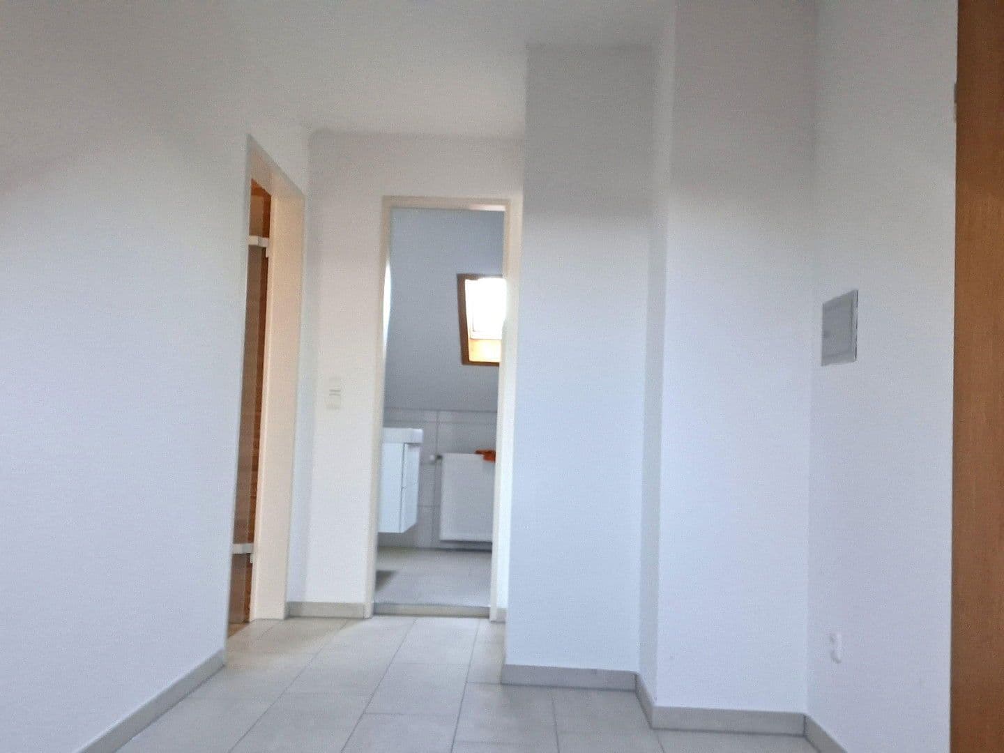 Pronájem bytu 1+1 42 m², Bischofsheim, Hessen Pronájem bytu 1+1 42 m², Bischofsheim, Hessen