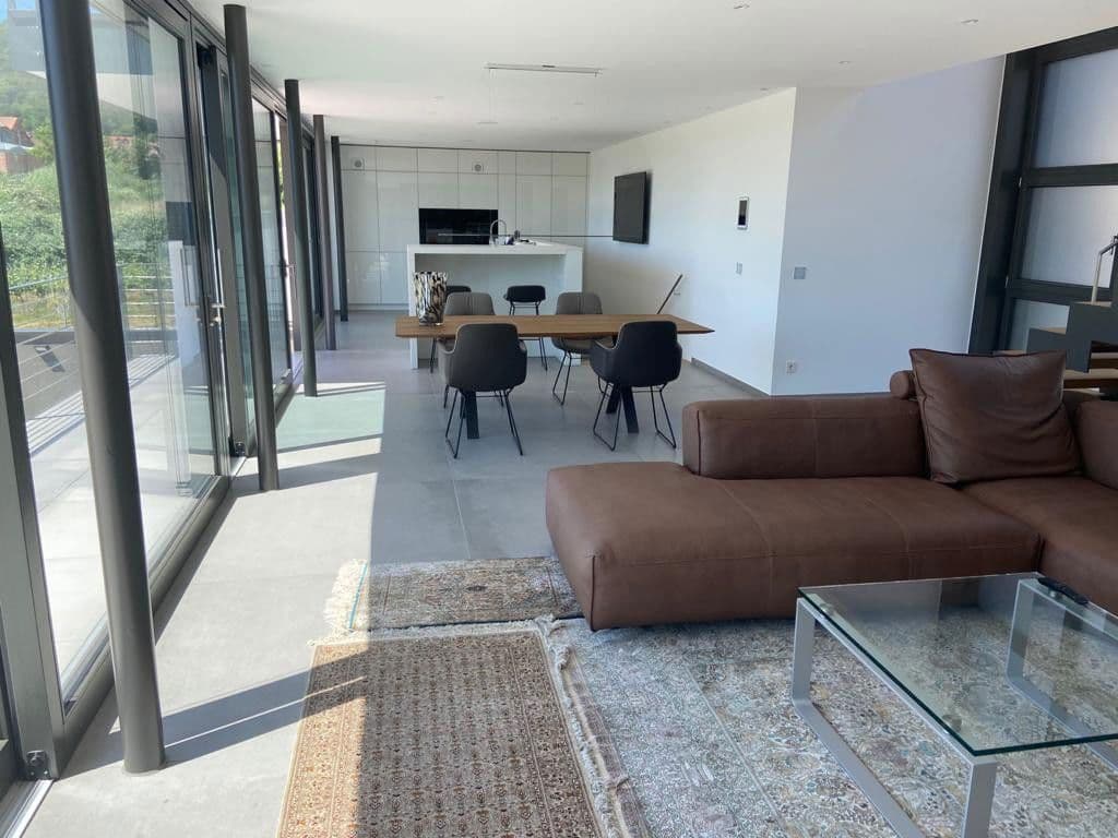 Prodej domu 297 m², pozemek 620 m², Neustadt an der Weinstraße, Ortsteil Hambach, Porýní-Falc Prodej domu 297 m², pozemek 620 m², Neustadt an der Weinstraße, Ortsteil Hambach, Porýní-Falc