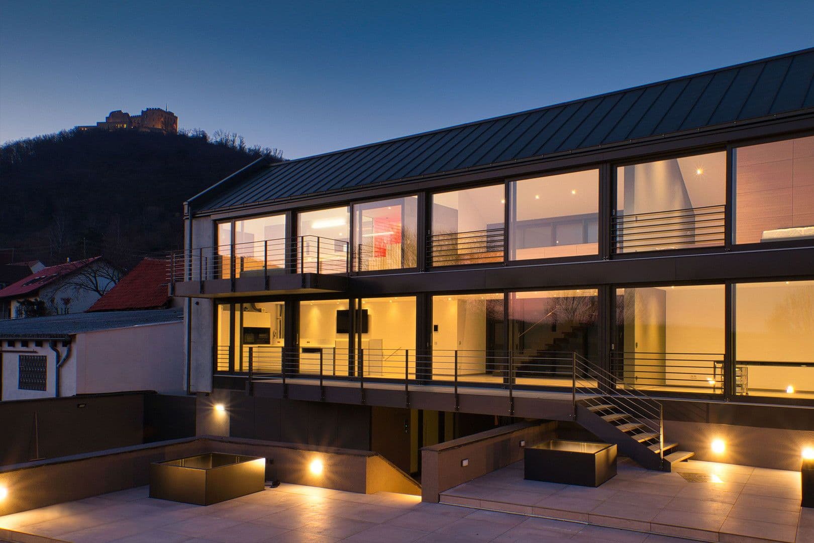 Prodej domu 297 m², pozemek 620 m², Neustadt an der Weinstraße, Ortsteil Hambach, Porýní-Falc Prodej domu 297 m², pozemek 620 m², Neustadt an der Weinstraße, Ortsteil Hambach, Porýní-Falc