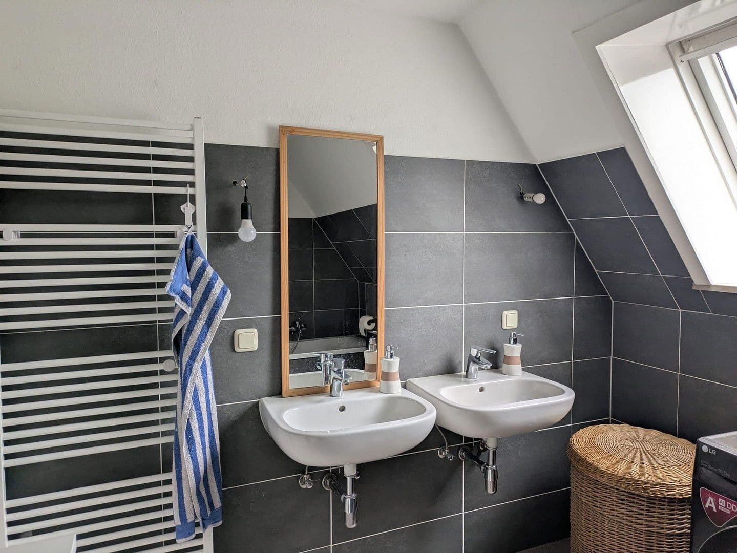 Pronájem domu 120 m², pozemek 500 m², Hollenbek, Šlesvicko-Holštýnsko Pronájem domu 120 m², pozemek 500 m², Hollenbek, Šlesvicko-Holštýnsko