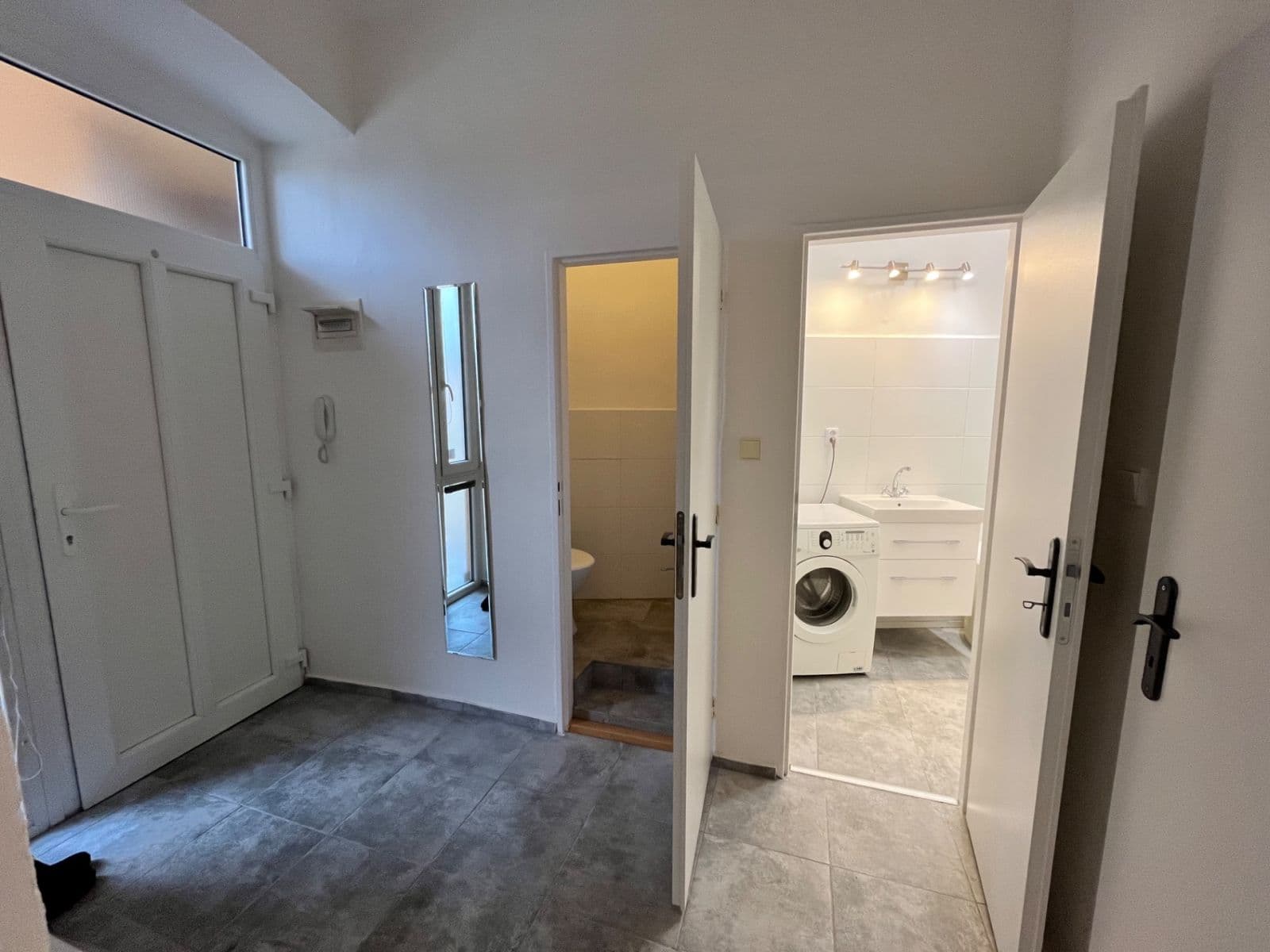 Pronájem bytu 2+1 65 m², Hálkova, Brno, Jihomoravský kraj Pronájem bytu 2+1 65 m², Hálkova, Brno, Jihomoravský kraj