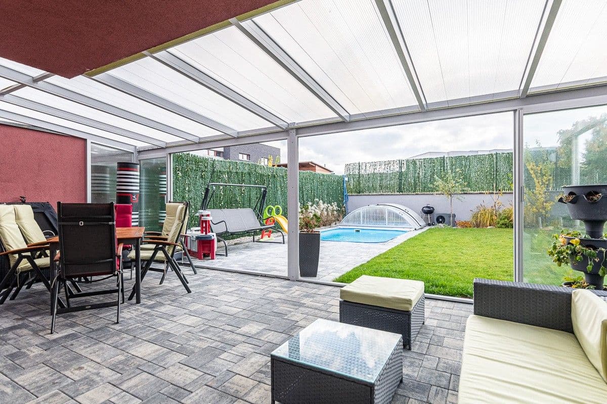 Prodej domu 162 m², pozemek 381 m², Zvoncová, Roztoky, Středočeský kraj Prodej domu 162 m², pozemek 381 m², Zvoncová, Roztoky, Středočeský kraj