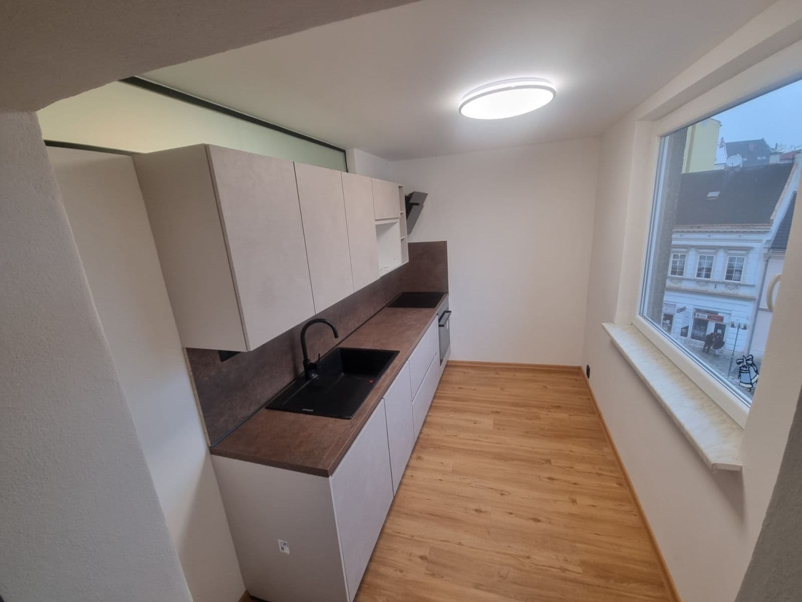 Pronájem bytu 3+1 75 m², Žerotínovo nám., Přerov, Olomoucký kraj Pronájem bytu 3+1 75 m², Žerotínovo nám., Přerov, Olomoucký kraj