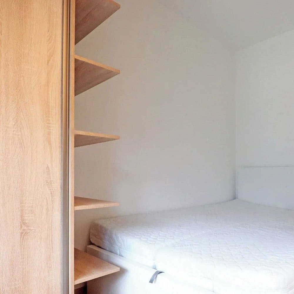 Pronájem bytu 1+1 42 m², Žitná, Hostivice, Středočeský kraj Pronájem bytu 1+1 42 m², Žitná, Hostivice, Středočeský kraj