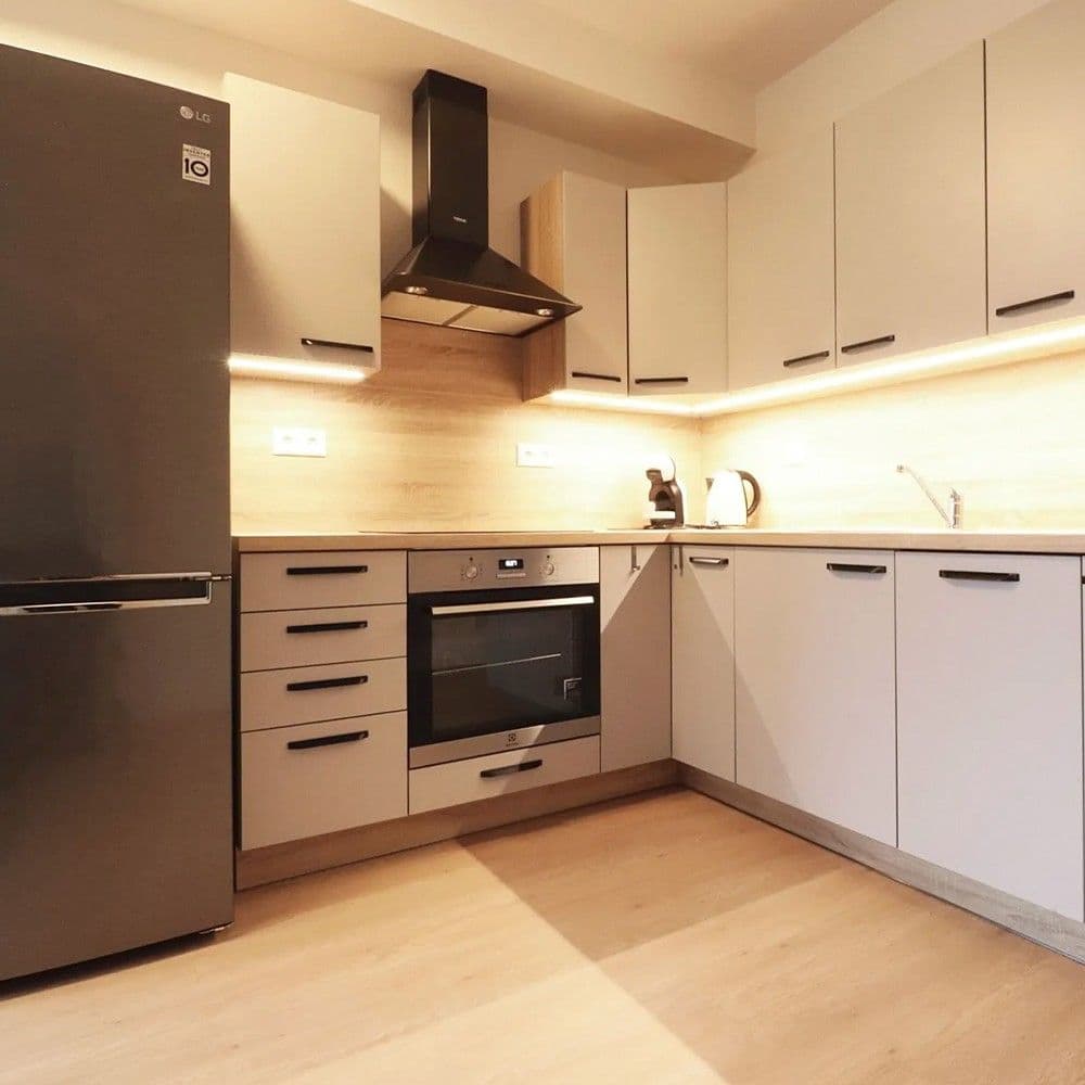 Pronájem bytu 1+1 42 m², Žitná, Hostivice, Středočeský kraj Pronájem bytu 1+1 42 m², Žitná, Hostivice, Středočeský kraj