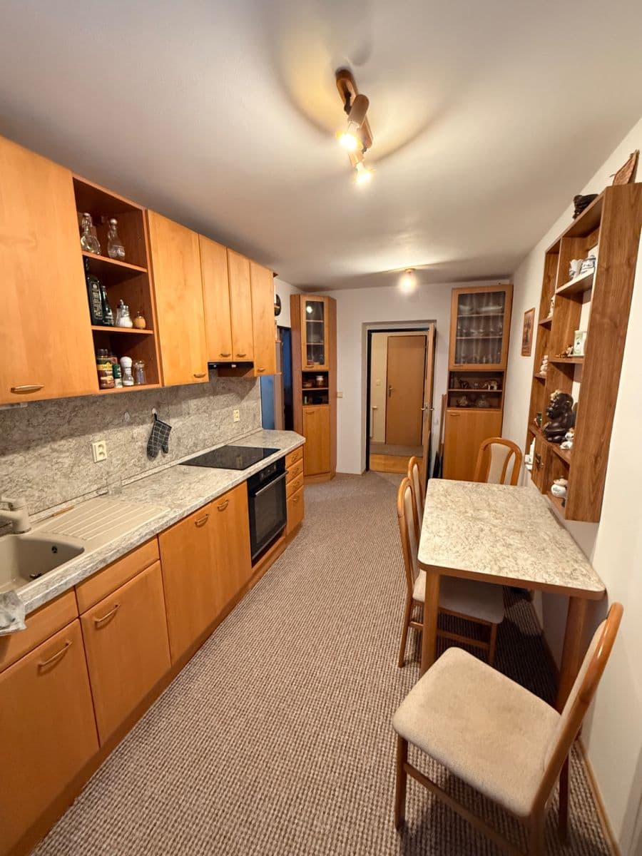 Pronájem bytu 2+1 65 m², Pod Štandlem, Frýdek-Místek, Moravskoslezský kraj Pronájem bytu 2+1 65 m², Pod Štandlem, Frýdek-Místek, Moravskoslezský kraj