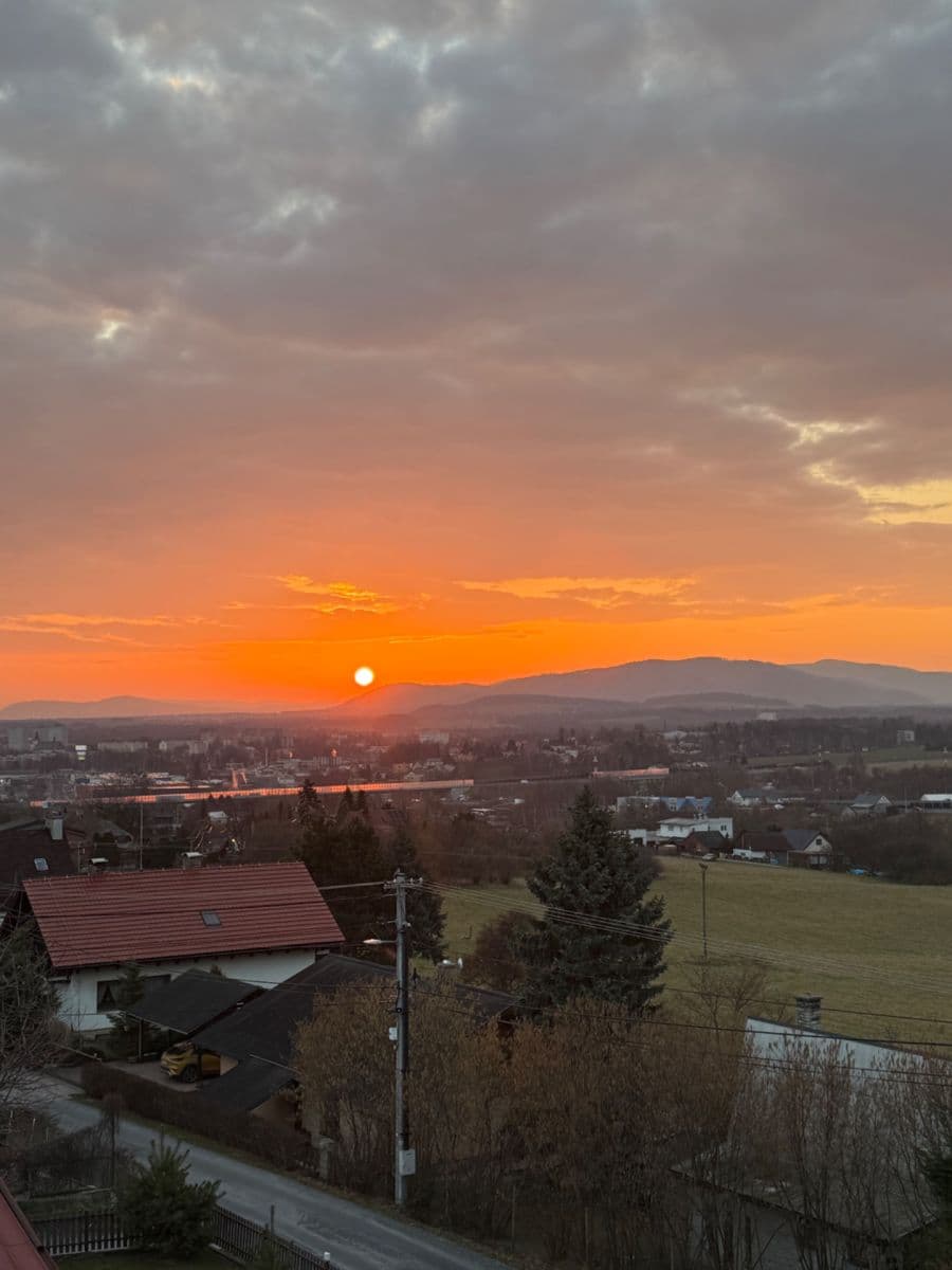 Pronájem bytu 2+1 65 m², Pod Štandlem, Frýdek-Místek, Moravskoslezský kraj Pronájem bytu 2+1 65 m², Pod Štandlem, Frýdek-Místek, Moravskoslezský kraj